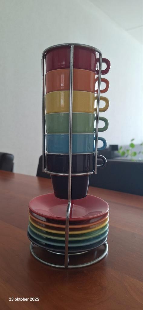 Espresso kopjes met houder - Regenboog kleuren, Huis en Inrichting, Keuken | Servies, Zo goed als nieuw, Kop(pen) en/of Schotel(s)