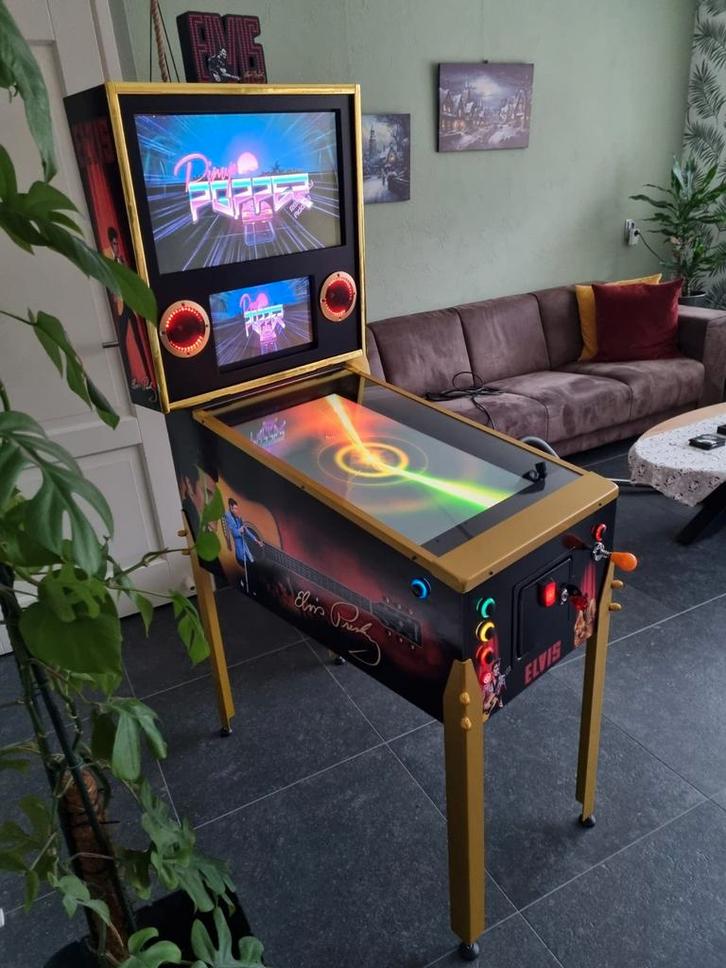 Elvis Virtual Pinball 1100 games., Verzamelen, Automaten | Flipperkasten, Zo goed als nieuw, Flipperkast, Ophalen