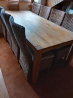 Vol eiken eetafel met 8 rieten stoelen, Ophalen, Zo goed als nieuw