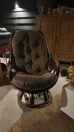 Vintage Rotan Draaifauteuil, Huis en Inrichting, Stoelen, Ophalen, Gebruikt, Bruin, Riet of Rotan