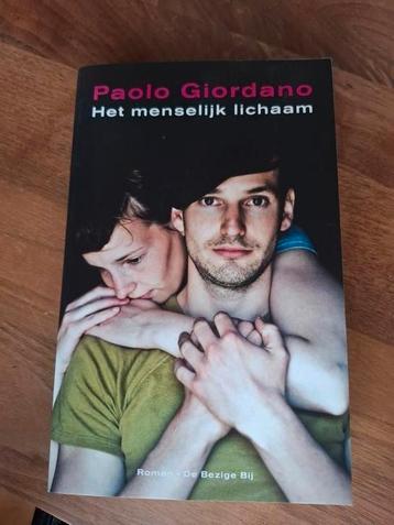 Paolo Giordano - Het menselijk lichaam beschikbaar voor biedingen