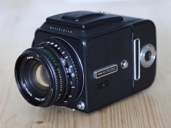 hasselblad 500cm met toebehoren, Audio, Tv en Foto, Fotocamera's Analoog, Zo goed als nieuw, Spiegelreflex, Overige Merken, Ophalen of Verzenden