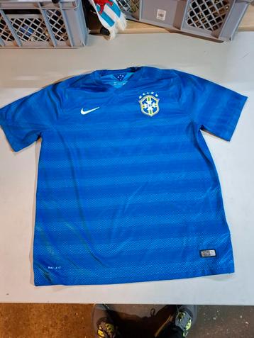 Voetbalshirt Brazilië beschikbaar voor biedingen