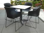 Tuintafel met 4 kuipstoelen, 4 zitplaatsen, Kunststof, Ophalen of Verzenden, Zo goed als nieuw
