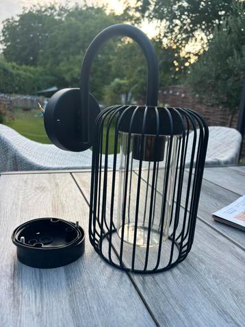 Mooie buitenlamp 22 cm hoog beschikbaar voor biedingen