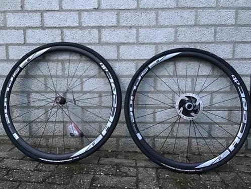 Volledig NIEUWE DT Swiss carbon clincher wielset type RC28C, Fietsen en Brommers, Fietsonderdelen, Nieuw, Racefiets, Wiel, Ophalen of Verzenden