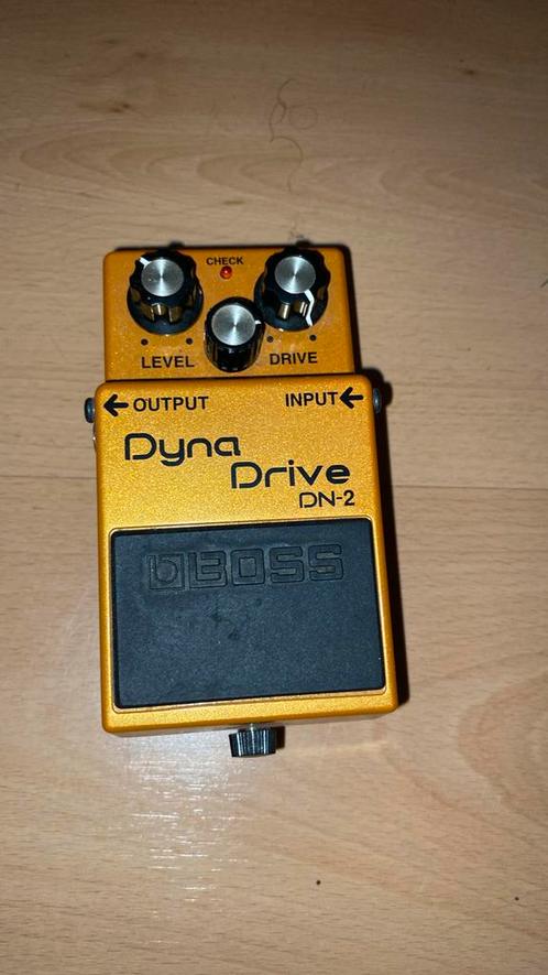 Boss dyna drive DN2, Muziek en Instrumenten, Effecten, Zo goed als nieuw, Ophalen of Verzenden