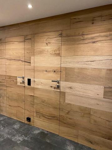EIKEN BARNWOOD WANDBEKLEDING, PLAFONDBEKLEDING KANT EN KLAAR beschikbaar voor biedingen