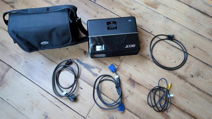 beamer ACER P1265, Audio, Tv en Foto, Beamers, Zo goed als nieuw, Overige technologieën, Overige resoluties, Ophalen