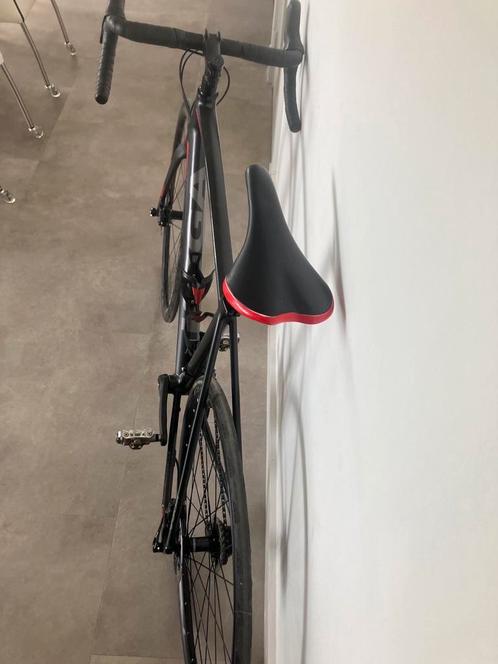 Zwarte koga racefiets met rode details, maat 56/58 (1.82), Fietsen en Brommers, Fietsen | Racefietsen, Nieuw, Heren, Overige merken