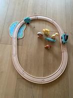 Houten treinspoor met toebehoren, Kinderen en Baby's, Speelgoed | Houten speelgoed, Ophalen of Verzenden, Zo goed als nieuw