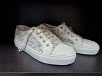 Fiarucci Bridal
Nelli Bruidssneaker NIEUW!!, Kleding | Dames, Trouwkleding en Trouwaccessoires, Ophalen of Verzenden, Nieuw, Accessoires