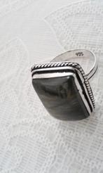 zilveren ring met Labradoriet, Nieuw, Met edelsteen, 17 tot 18, Zilver