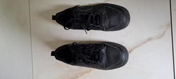 nike schoenen maat 36 beschikbaar voor biedingen