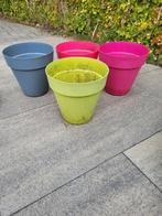 4 Plastic Bloempotten - Kleurrijk, 25 tot 40 cm, Kunststof, Gebruikt, Rond