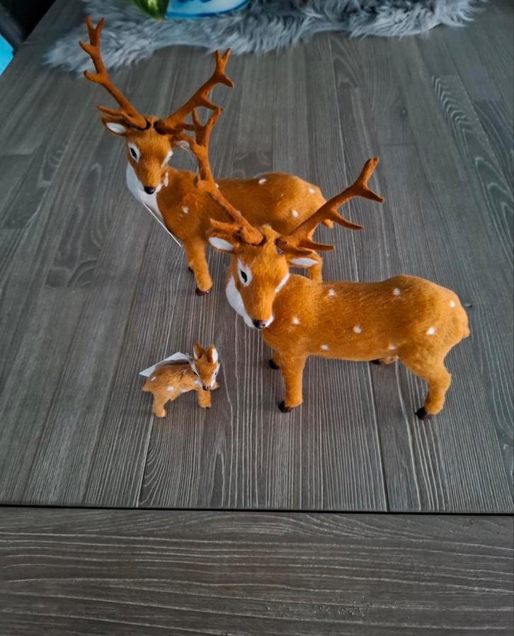 Nieuw Intratuin hert pluche Bruin & Wit, Diversen, Kerst, Nieuw, Ophalen of Verzenden