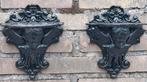 Wandconsole. Putti. Gietijzer.  2 st. 18/22/14 cm., Antiek en Kunst, Curiosa en Brocante, Ophalen