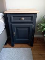 Massief eikenhouten nachtkastjes - 2 stuks, Huis en Inrichting, Slaapkamer | Nachtkastjes, Ophalen, Gebruikt, 45 tot 65 cm, 70 cm of meer