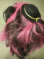 Zwart roze pruik met hoedje, Ophalen of Verzenden