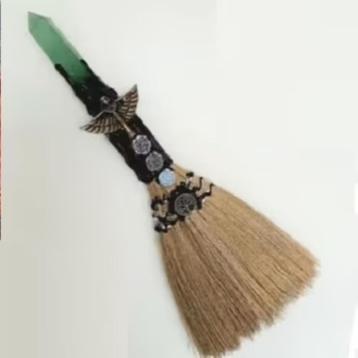 Nieuwe Heksenbezem 35 cm met Fluoriet edelsteen Wicca beschikbaar voor biedingen