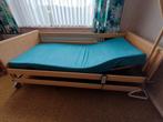 Hoog-laag bed. Elektrisch verstelbaar in zeer.g.st., Diversen, Verpleegmiddelen, Ophalen, Zo goed als nieuw