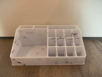 Makeup organiser plastic wit marmer beschikbaar voor biedingen