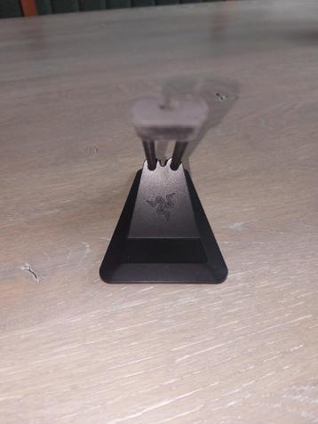 Razer mouse bungee V2 beschikbaar voor biedingen