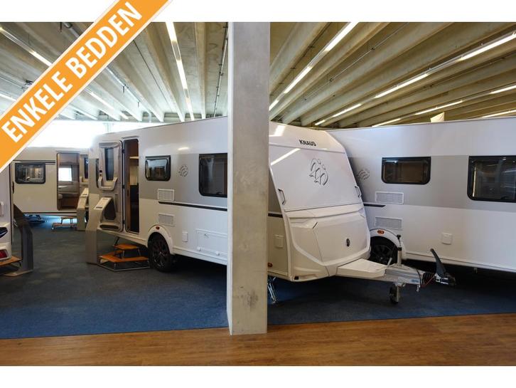 Knaus Sport 500 EU; mooi compleet en luxe af fabriek, Caravans en Kamperen, Caravans, Bedrijf, tot en met 4, Rondzit, Knaus, 2 aparte bedden