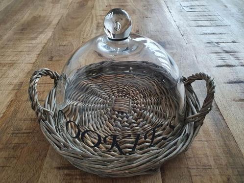 Glazen koekjes stolp met rotan onderbord, Huis en Inrichting, Woonaccessoires | Stolpen, Nieuw, Ophalen of Verzenden