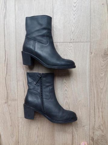 Enkellaarsjes hakh.6cm Libertec 39 zwart leder 2wk gedragen. beschikbaar voor biedingen