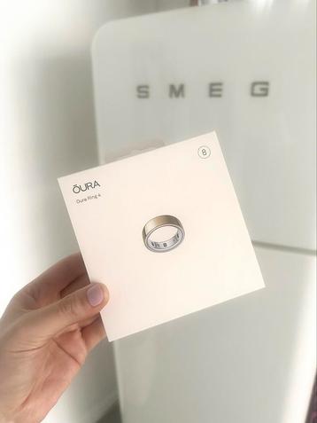 Oura ring maat 8 gen4 gen 4 size goud gold gouden smartring beschikbaar voor biedingen