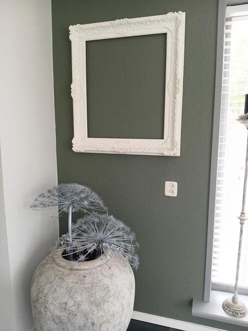 Grote oude schilderij lijst ( brocante), Huis en Inrichting, Woonaccessoires | Lijsten, Zo goed als nieuw, 50 tot 75 cm, 50 tot 75 cm