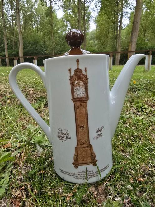 Nutroma Klokkenservies Kan - Staande Klok, Antiek en Kunst, Antiek | Servies los, Ophalen of Verzenden