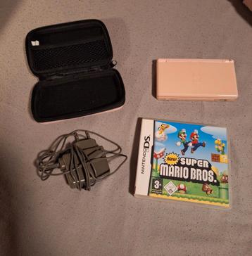 Nintendo DS lite incl. oplader, tasje en spel super mario  beschikbaar voor biedingen