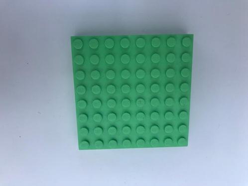 Lego onderdelen 4021 Lichtgroen 8x8cm (2 stuks), Kinderen en Baby's, Speelgoed | Duplo en Lego, Nieuw, Lego, Losse stenen, Ophalen of Verzenden