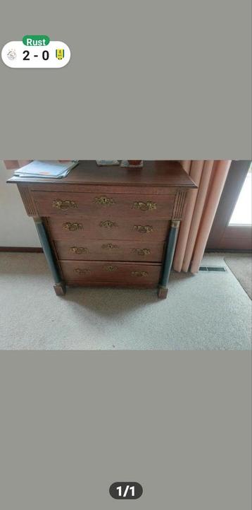 Antieke Commode met 4 Lades beschikbaar voor biedingen
