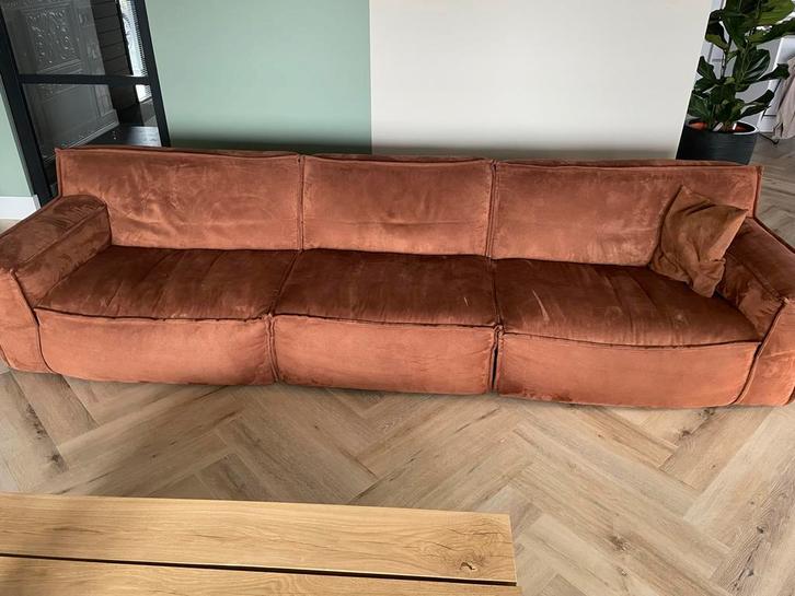 Royale Bank in Goede Staat, Huis en Inrichting, Banken | Bankstellen, Zo goed als nieuw, Rechte bank, Vierpersoons of meer, 300 cm of meer