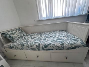 Ikea bedbank 80x200cm - afbeelding 1