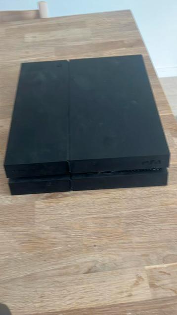 PS4 + 3 controllers + 15 games beschikbaar voor biedingen