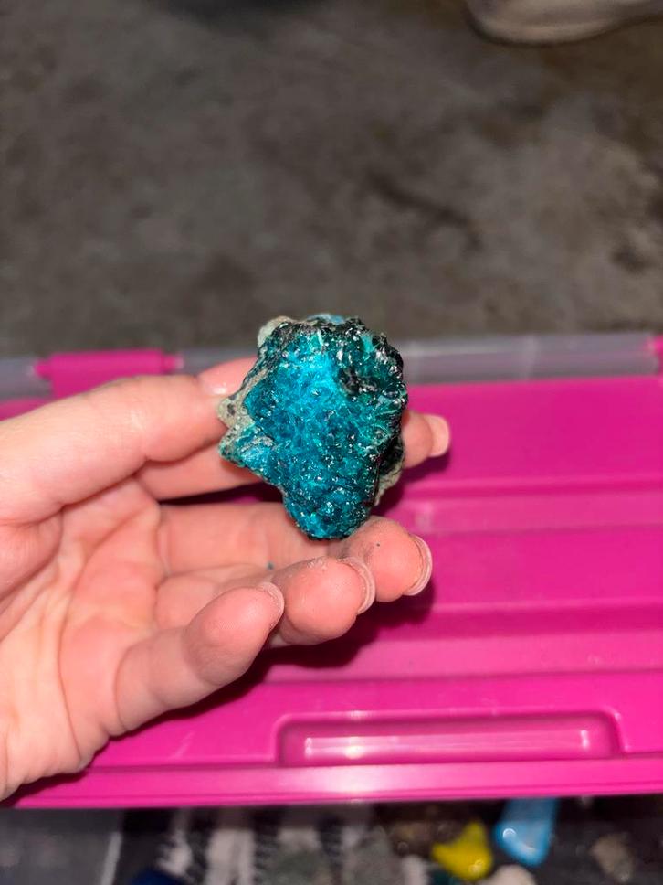Zeldzame Dioptaas - Smaragdgroen Mineraal, Verzamelen, Mineralen en Fossielen, Mineraal, Ophalen of Verzenden