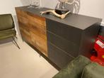Pandora dressoir Tower Living nu van €1689,- voor €725,-, Ophalen, 150 tot 200 cm, Nieuw, Metaal