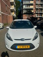 Ford Fiësta 1.25 44KW 3DR 2012 Wit, Auto's, Voorwielaandrijving, Stof, 4 cilinders, Wit