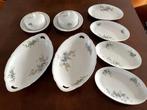 Victoria Czechoslovakia servies  6 schalen en 2 botervloten, Ophalen of Verzenden