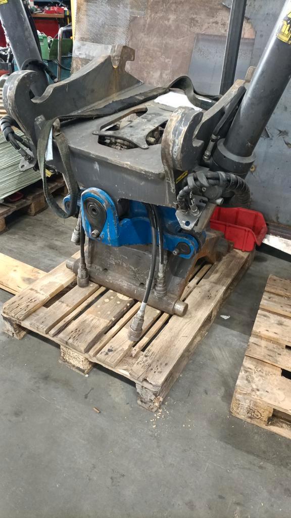 DRAAIKANTELSTUK SMP ST22AFNEEMBAAR ENGCON ROTOTILT, Zakelijke goederen, Machines en Bouw | Kranen en Graafmachines, Graafmachine