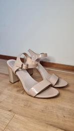 Primark Hakken Maat 39 - Gratis, Pumps, Primark, Beige, Ophalen of Verzenden