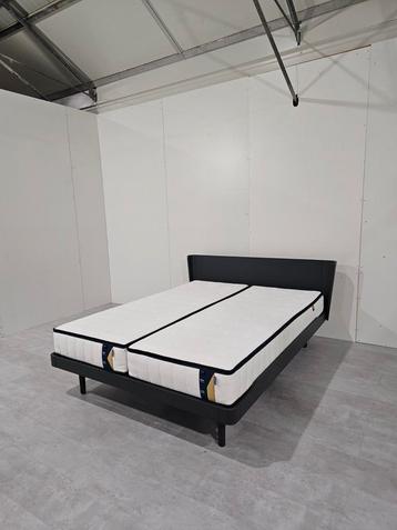 Showroom Auping Noa 160x210 + Elite Matrasen  beschikbaar voor biedingen