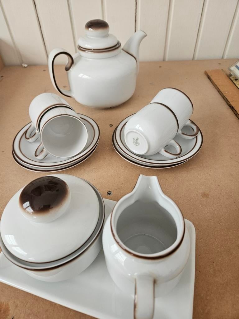 Leuk servies setje, Huis en Inrichting, Keuken | Servies, Ophalen, Zo goed als nieuw, Overige stijlen, Kop(pen) en/of Schotel(s)