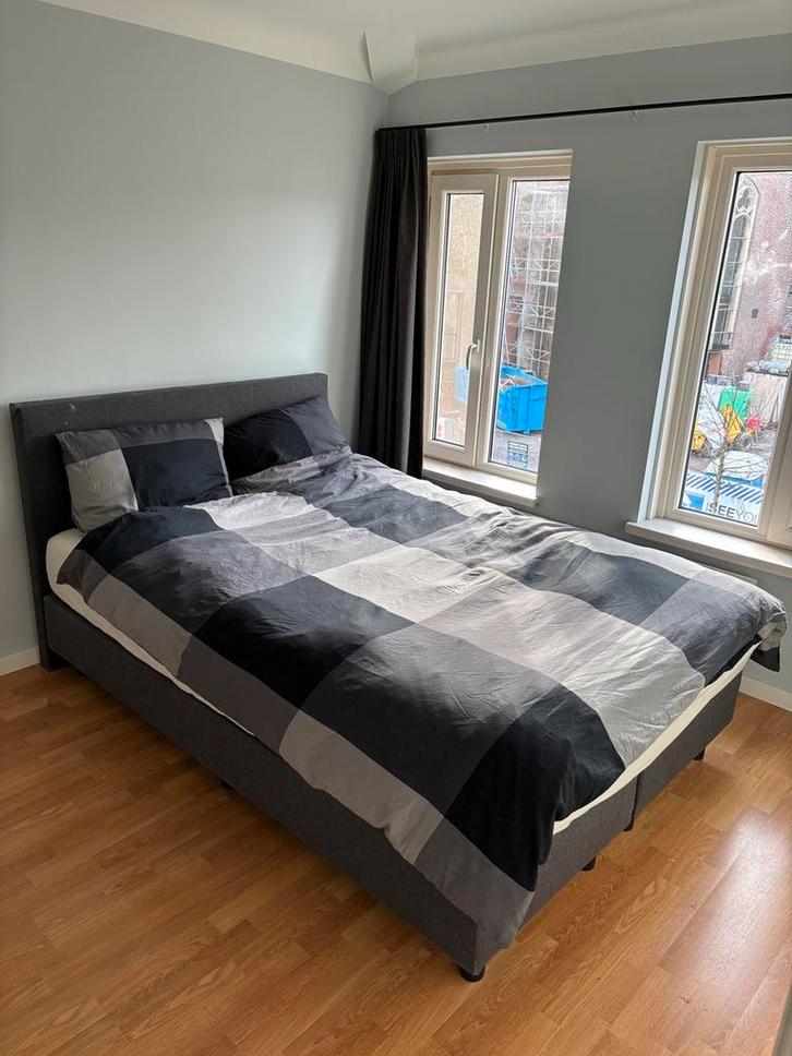 Twijfelaar bed te koop - nette staat!, Huis en Inrichting, Slaapkamer | Bedden, Gebruikt, Twijfelaar, 140 cm, 200 cm, Stof, Grijs