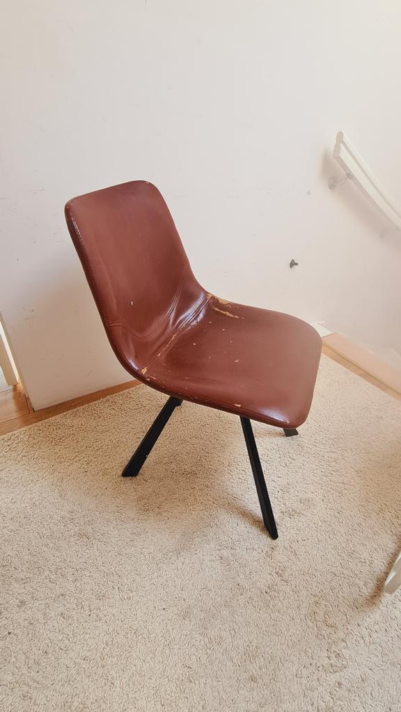 GRATIS AFHALEN 6 eettafel stoelen, Huis en Inrichting, Stoelen, Gebruikt, Vijf, Zes of meer stoelen, Leer, Overige kleuren, Ophalen