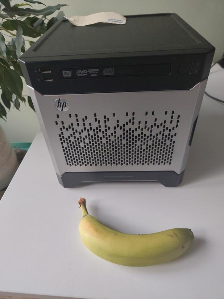 HP ProLiant MicroServer Gen8, Computers en Software, Servers, Gebruikt, Onbekend, Hot swappable onderdelen, Ophalen